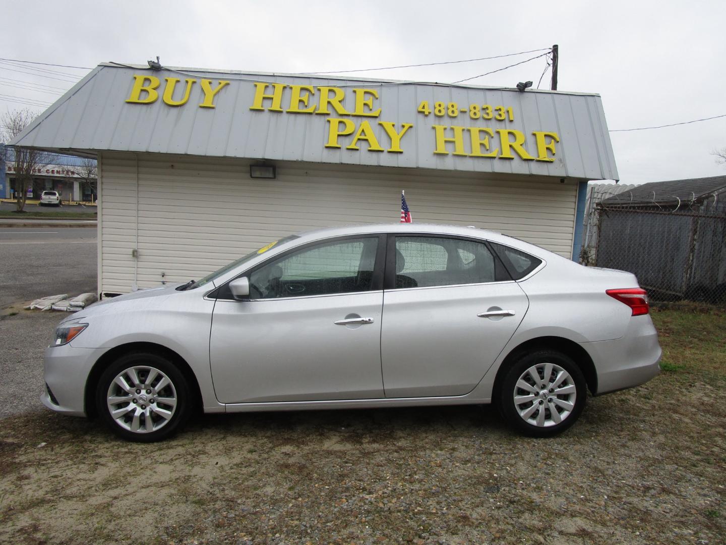 2017 Silver Nissan Sentra (3N1AB7AP6HY) , located at 2553 Airline Blvd, Portsmouth, VA, 23701, (757) 488-8331, 36.813889, -76.357597 - Down Payment: $999 Weekly Payment: $100 APR: 23.9% Repayment Terms: 42 Months ***CALL ELIZABETH SMITH - DIRECTOR OF MARKETING @ 757-488-8331 TO SCHEDULE YOUR APPOINTMENT TODAY AND GET PRE-APPROVED RIGHT OVER THE PHONE*** - Photo#0